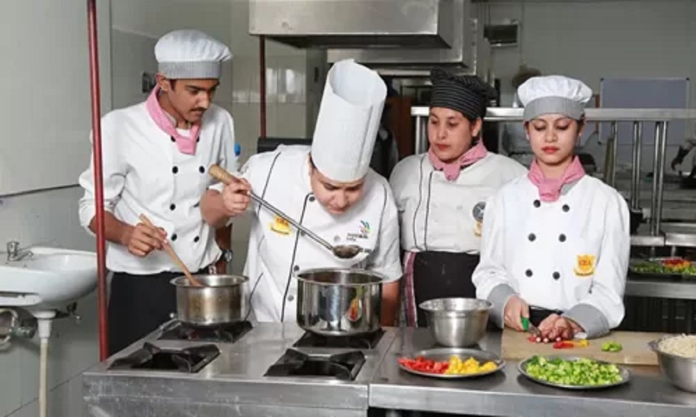 Best Diploma Hotel Management Certificate